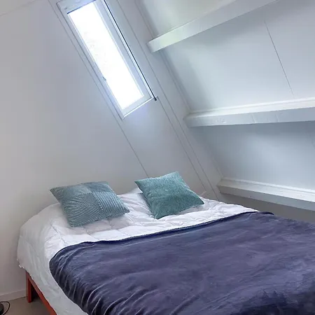 3 Bedroom Cozy In * Stellendam