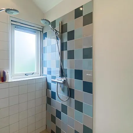 3 Bedroom Cozy In Nyaraló *