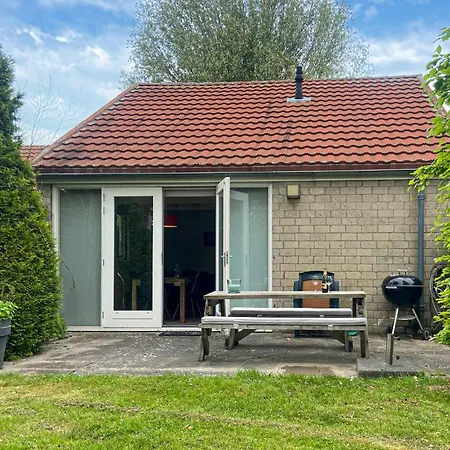 Holiday home 3 Bedroom Cozy In *