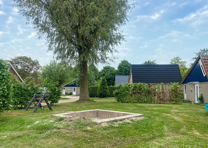 Casa de Férias 3 Bedroom Cozy In Stellendam