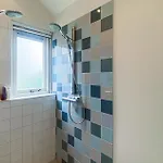 3 Bedroom Cozy In Дом отдыха *