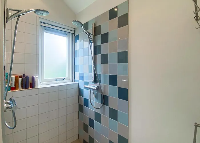 3 Bedroom Cozy In 度假居 *